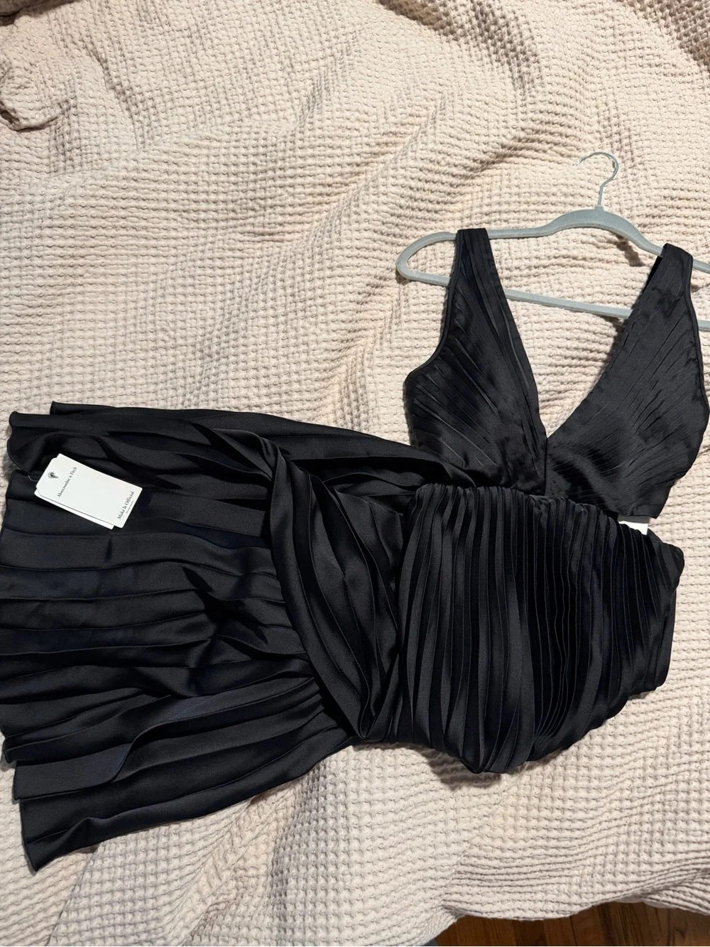 Abercrombie & Fitch chic black